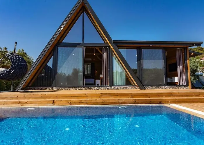 Villa Zeytin Havuzlu Jakuzili