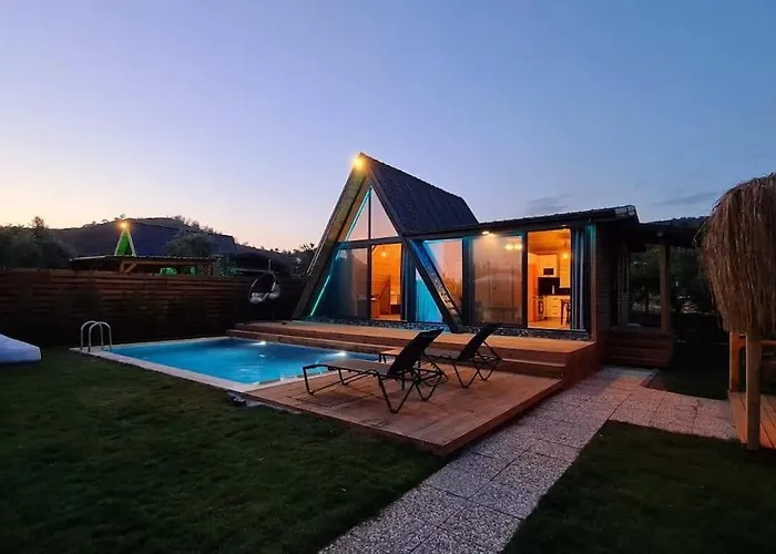 Zeytin Havuzlu Jakuzili Fethiye